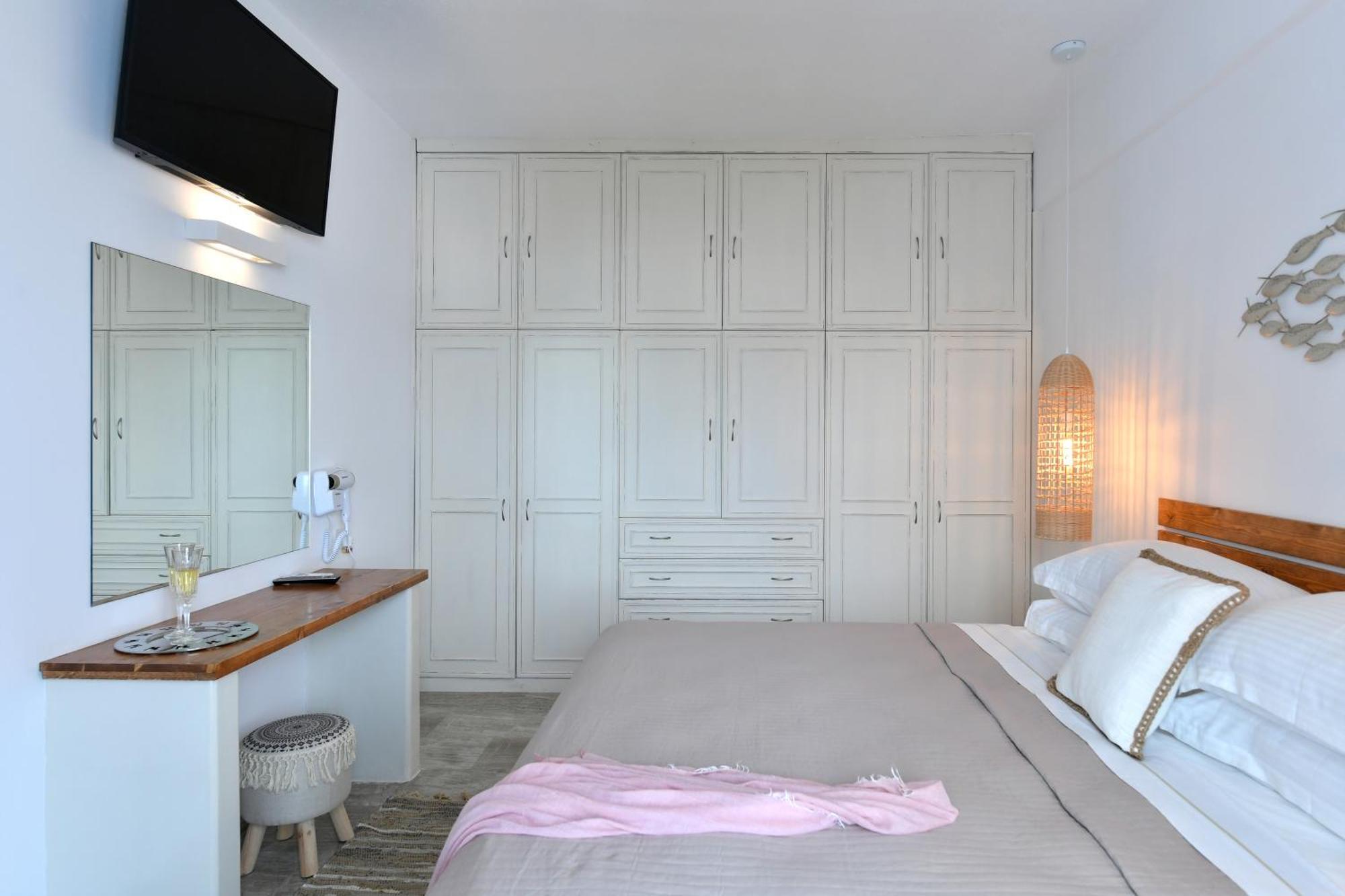 Ammos Luxury Rooms & Home Naousa  Ruang foto